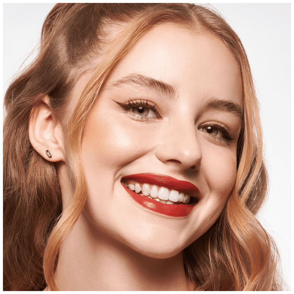 Base Essence Natural Matte Mousse – Cobertura Media y Acabado Mate Natural