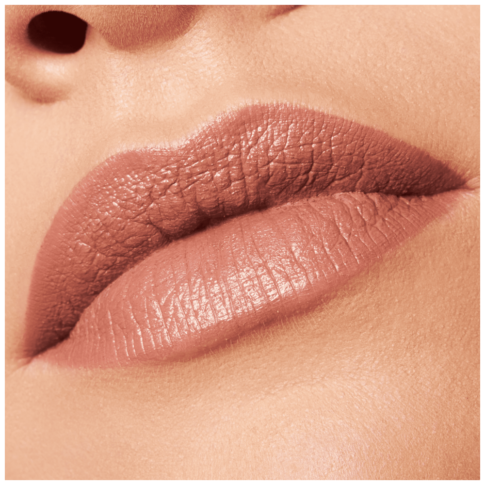 Labial Essence The Slim Stick – Acabado Mate Aterciopelado de Hasta 6 Horas