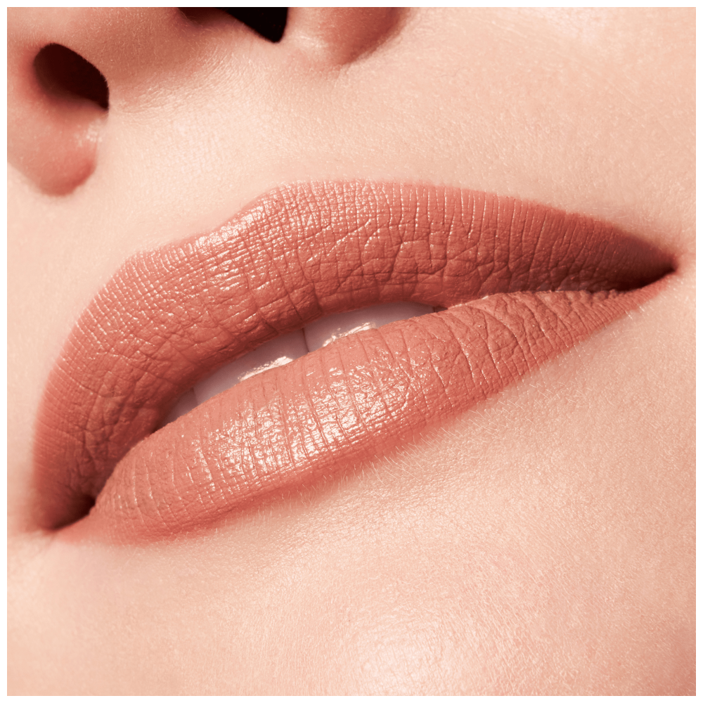 Labial Essence The Slim Stick – Acabado Mate Aterciopelado de Hasta 6 Horas