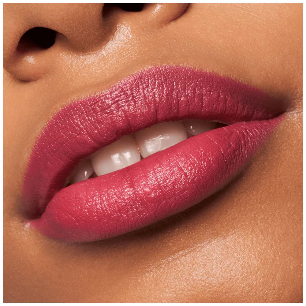 Labial Essence The Slim Stick – Acabado Mate Aterciopelado de Hasta 6 Horas