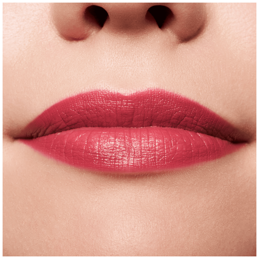 Labial Essence The Slim Stick – Acabado Mate Aterciopelado de Hasta 6 Horas