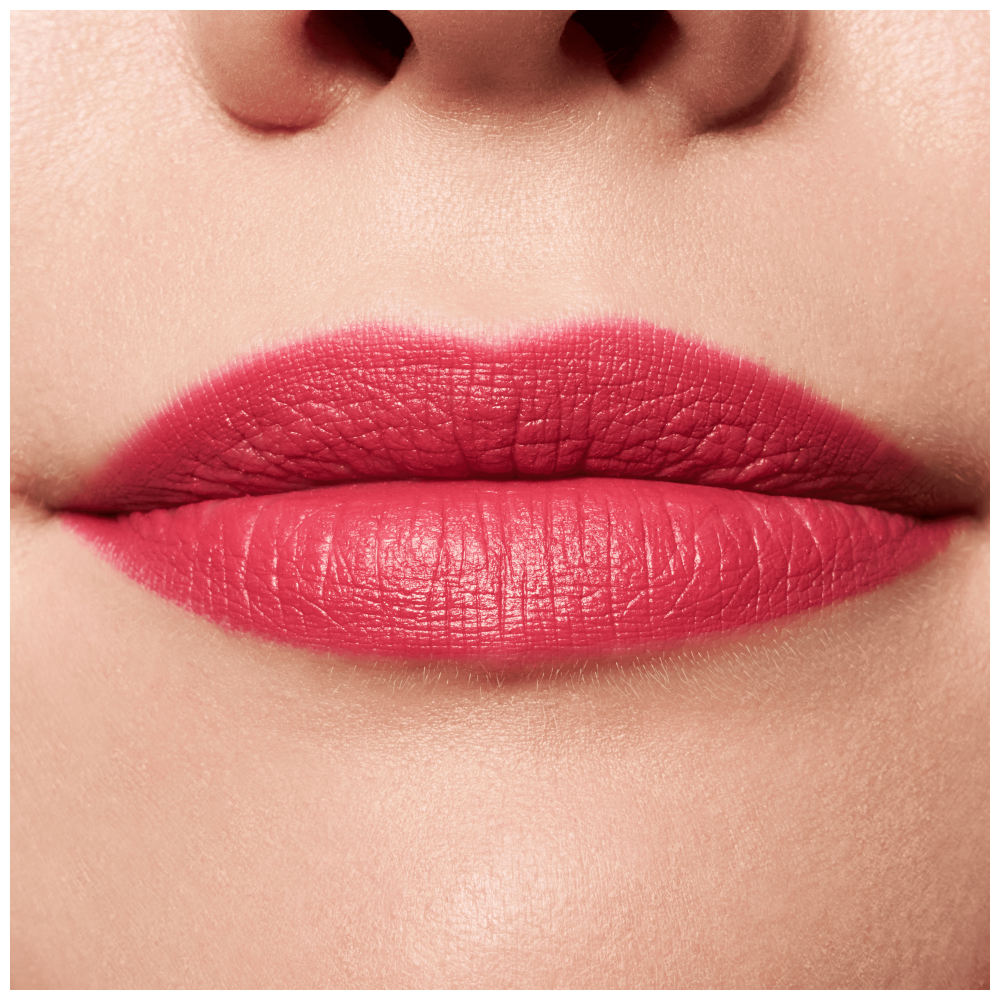 Labial Essence The Slim Stick – Acabado Mate Aterciopelado de Hasta 6 Horas