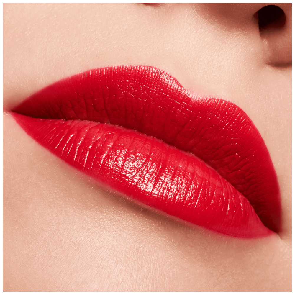 Labial Essence The Slim Stick – Acabado Mate Aterciopelado de Hasta 6 Horas