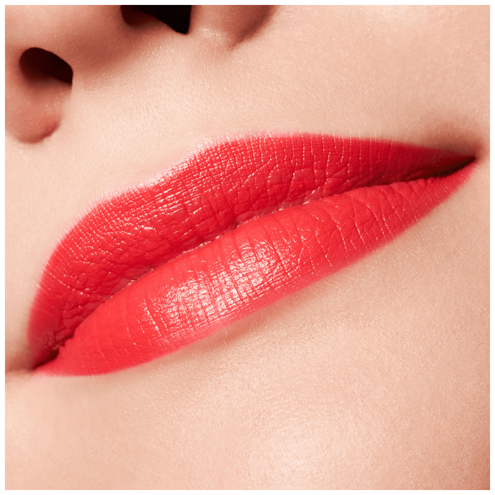 Labial Essence The Slim Stick – Acabado Mate Aterciopelado de Hasta 6 Horas