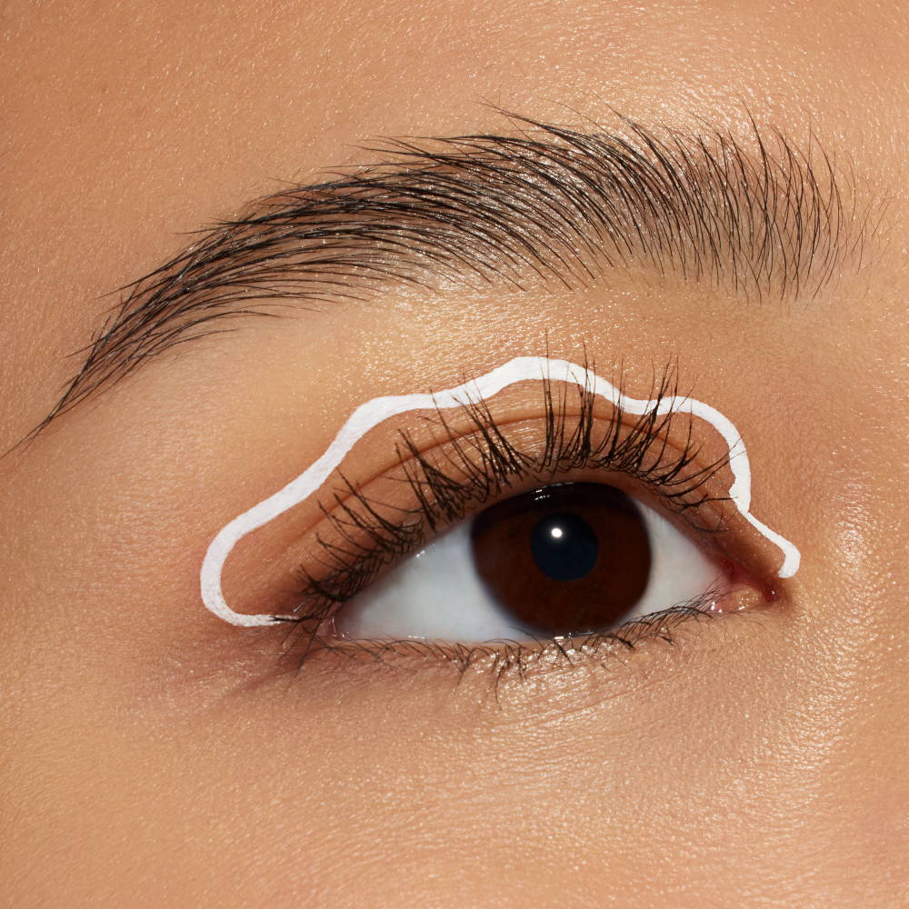 Unleash Your Inner Artist with Lash Princess Liquid Liner - Effortless, Long-Lasting Perfection!